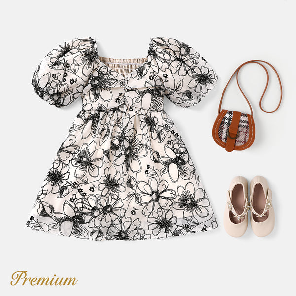 Kid Girl Sketch Floral Graphic Short-sleeve Smocked Dress