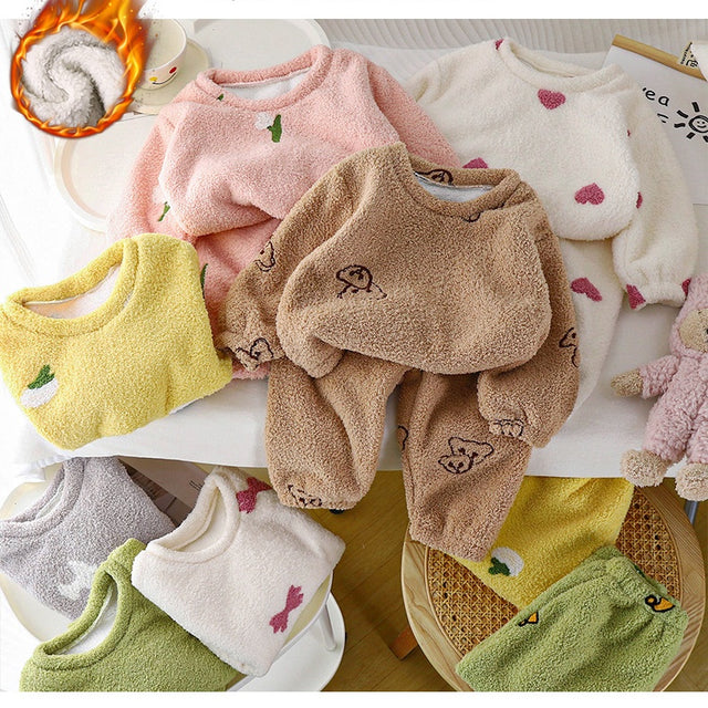 Childrens autumn and winter warm fleece and thick pajamas set